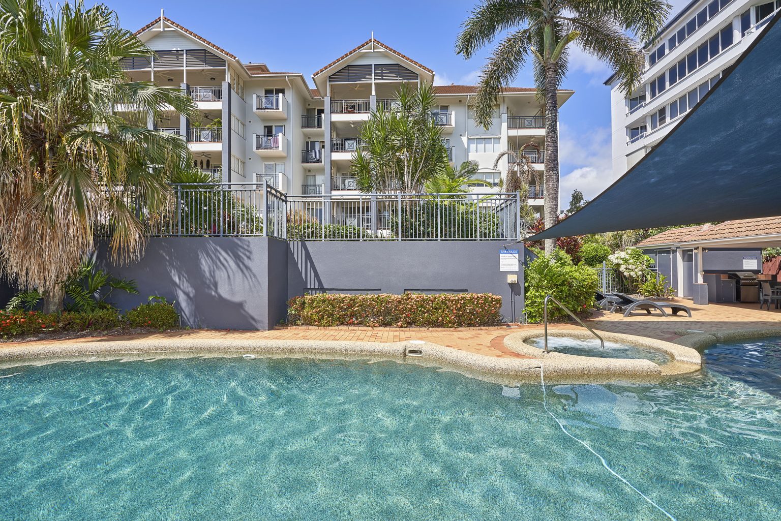 North Cove Holiday Apartments Cairns Northcove
